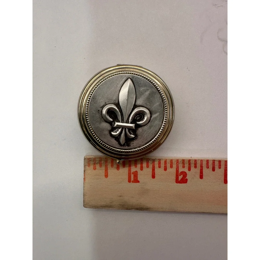 Vintage Fleur-de-Lis Brass & Silver-Tone Pill Box Ornate Metal Snuff/Trinket‎ 2